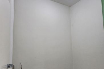 Dedaun Hijau (Greenfield Regency)