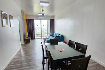 Dedaun Hijau (Greenfield Regency)