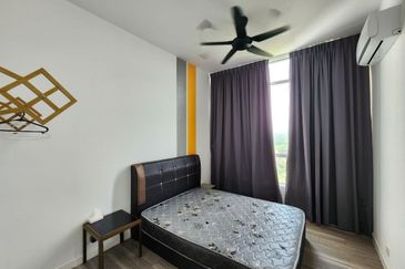 Dedaun Hijau (Greenfield Regency)