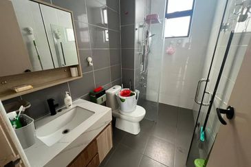 The Platino Serviced Apartment