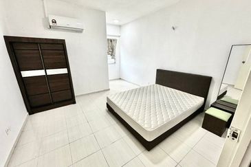 Bangunan Duta Impian (The Embassy Suites)