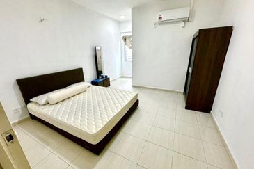 Bangunan Duta Impian (The Embassy Suites)