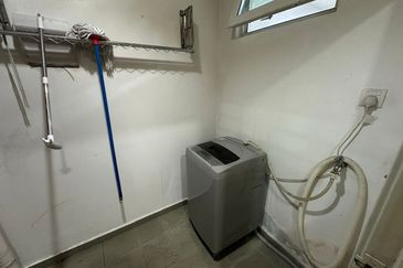 Seasons Luxury Apartments @ Amara Larkin