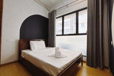 Royal Strand @ Country Garden Danga Bay