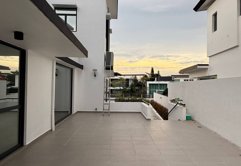 The Hills, Horizon Hills