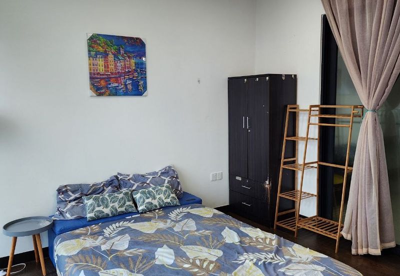 Almas Suites @ Puteri Harbour