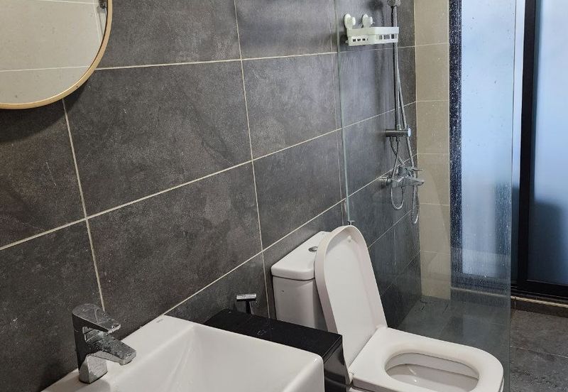 Almas Suites @ Puteri Harbour