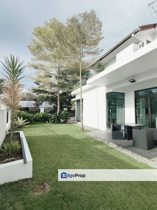 Horizon Hills  Double Storey Bungalow with Swimming Pool - Fully furnished , Johor, 