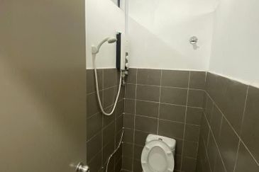 The LakeFront @ Southkey