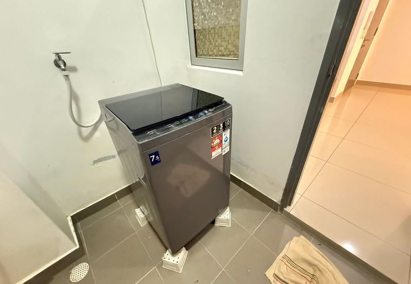 Meridin Bayvue Apartment