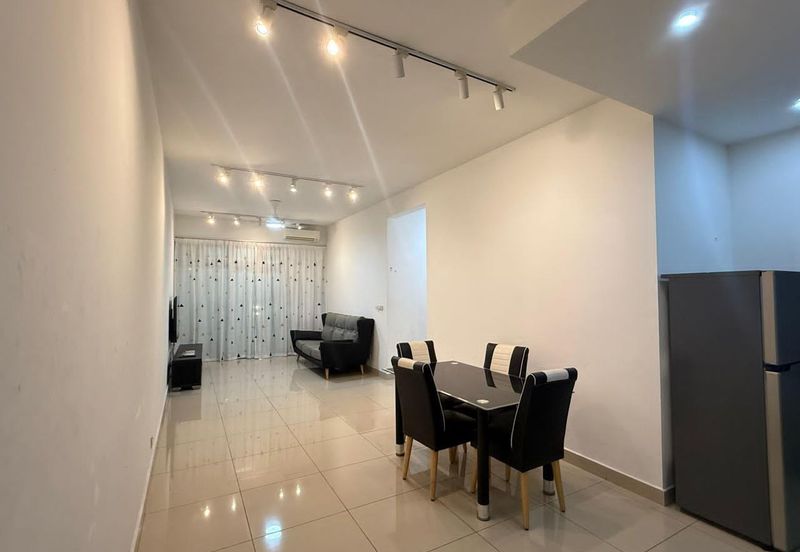 Meridin Bayvue Apartment