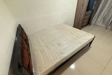 Meridin Bayvue Apartment