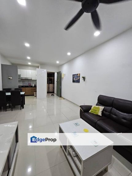  Skysuites @ Meldrum Hills JB TOWN CIQ - 2 Bedrooms  2 Bathrooms Built up : 862sqf High Floor Fully Furnished , Johor, Johor Bahru