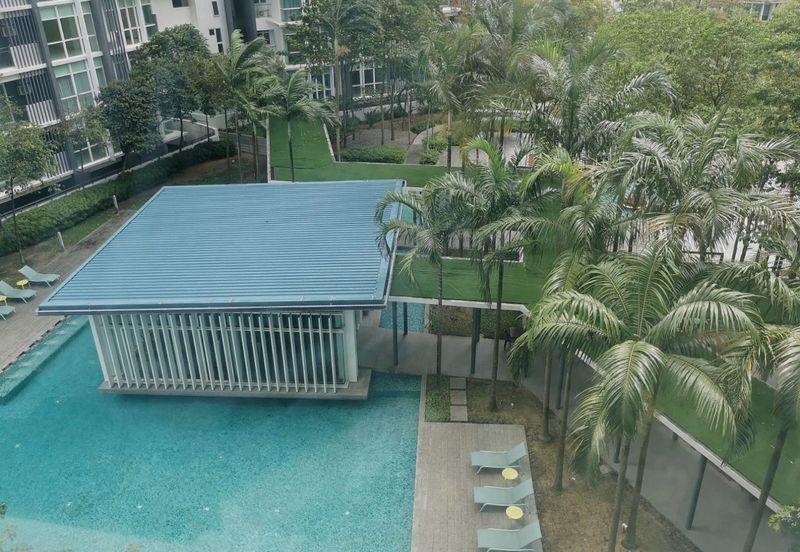 1Medini & Medini Signature