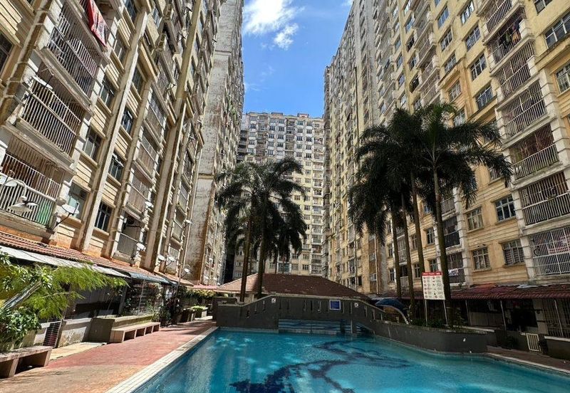 Villa Krystal, Bandar Selesa Jaya