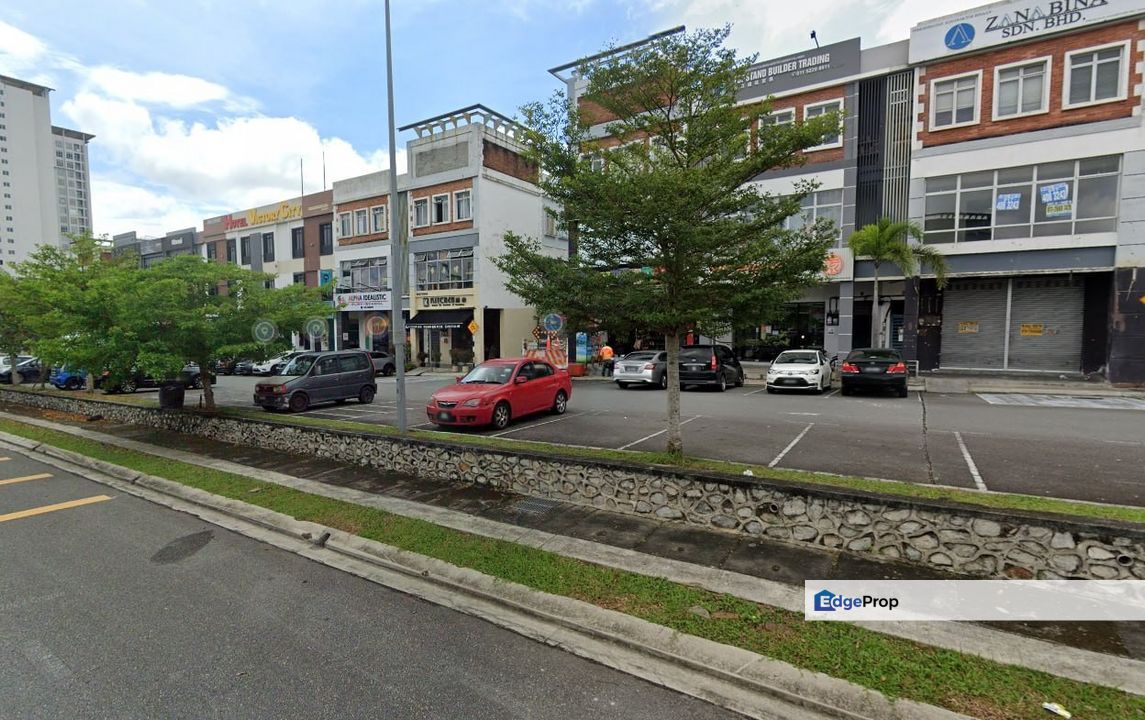 END LOT SHOP Taman Nusa Sentral - Three storey shoplot - TENANTED , Johor, 
