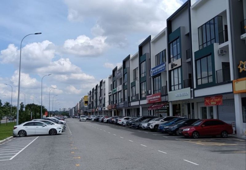 Crest @ Austin Emerald 2