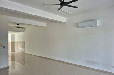 Sunway Citrine Lakehomes