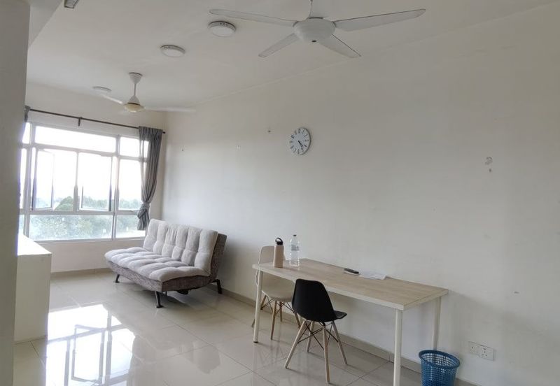 Midas Perling Apartment