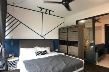 Almas Suites @ Puteri Harbour