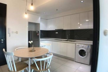 Almas Suites @ Puteri Harbour