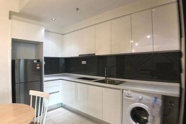 Almas Suites @ Puteri Harbour