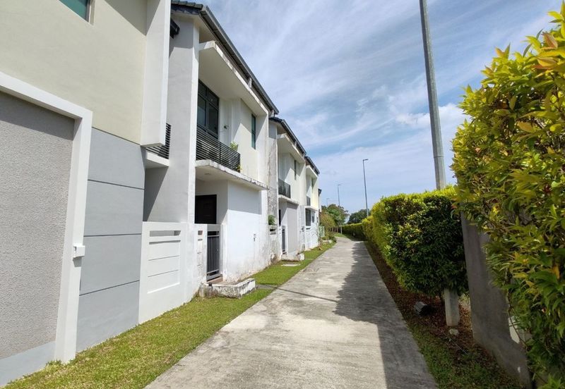 Estuari Gardens @ Puteri Harbour