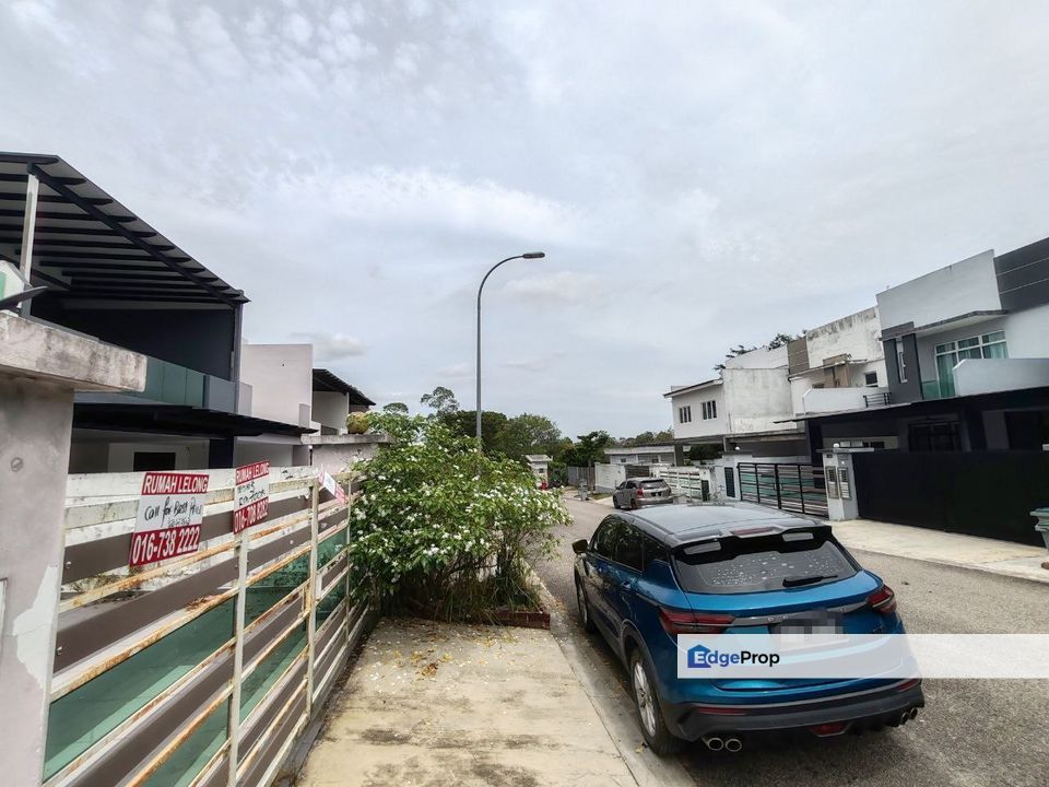 No. 93, Jalan Samping 1, Taman Bukit Jaya, 81800 Ulu Tiram, Johor Double Storey Terrace House, Johor, Ulu Tiram