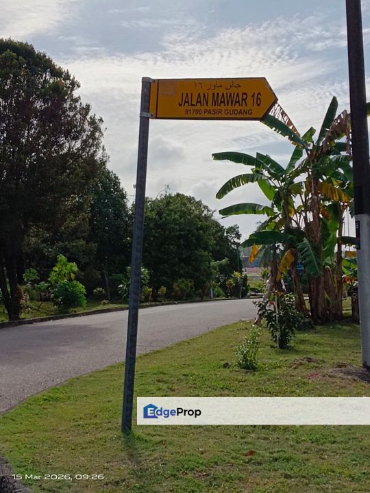 No. 23, Jalan Mawar 16, Taman Mawar, 81700 Pasir Gudang, Johor A Renovated Double Storey Terrace House, Johor, Pasir Gudang