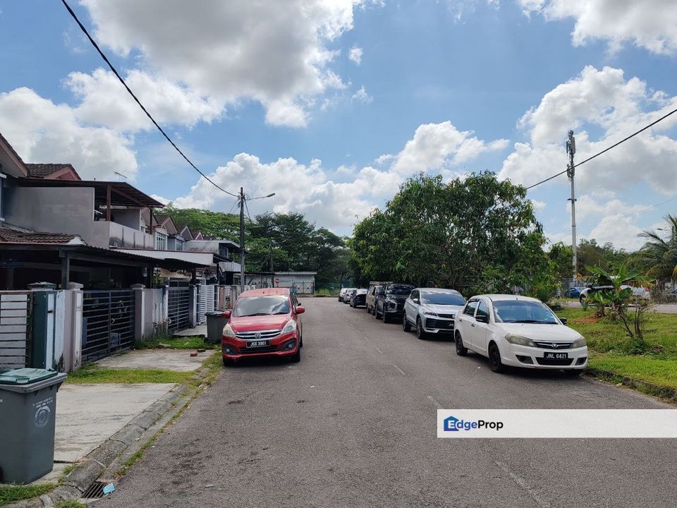 No. 513, Jalan Pulai Jaya 29, Bandar Pulai Jaya, 81300 Skudai, Johor An Extended Double Storey Terrace House (End Lot), Johor, Kangkar Pulai