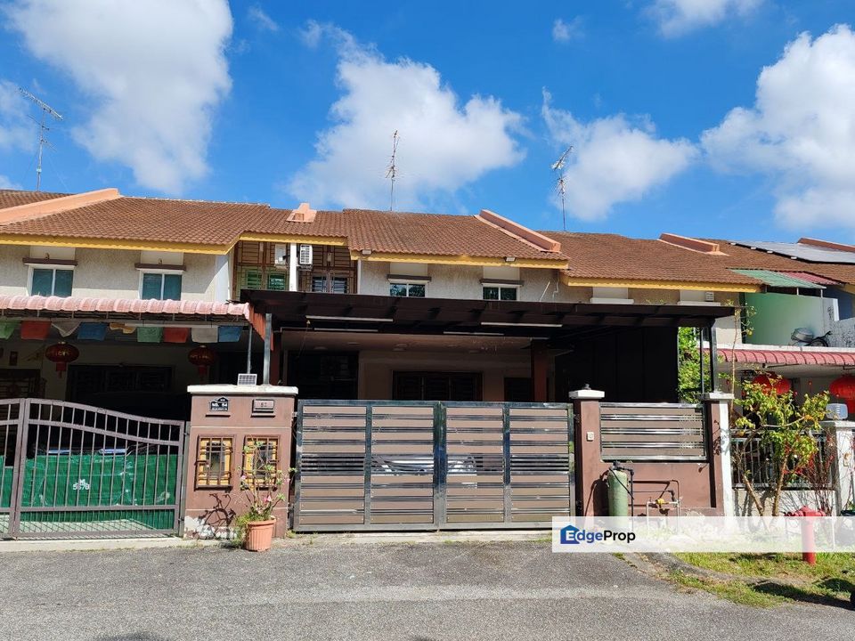 No. 82, Jalan Bakti 49, Taman Mutiara Rini, 81300 Skudai, Johor Double Storey Terrace House, Johor, Skudai