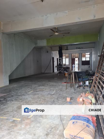 Taman universiti Jalan kebudayaan 6 Double storey shop lot 22x70 Intermediate unit  , Johor, Skudai