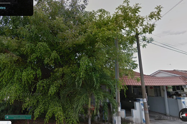 Bank Lelong : 1, Loron Bukit Minyak 7, Taman Bukit Minyak, 14000, Bukit Mertajam, Pulau Pinang