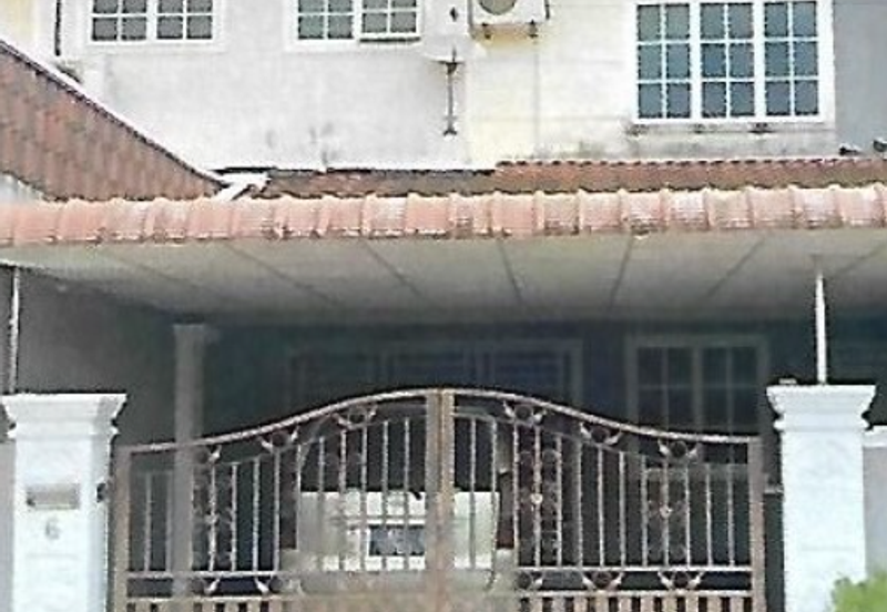 Bank Lelong Terrace House : 5, Taman Seri Semanggol, 34400, Semanggol, Perak