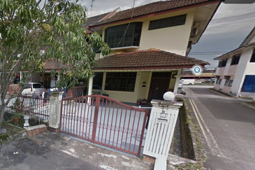 Bank Lelong Terrace House : 193, Jalan Layang 6, Taman Perling, 81200, Johor Bahru, Johor