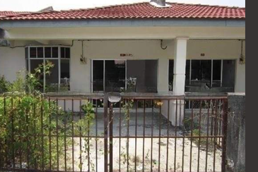 Bank Lelong Terrace House : 273,, LALUAN KLEDANG 1/7,, TAMAN KLEDANG, 31100, SUNGAI SIPUT, Perak