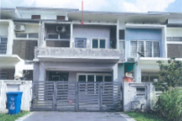 Bank Lelong Terrace House ;  9, JALAN PANGLIMA AWANG 35/124B, ALAM IMPIAN/SEKSYEN 35, 40470, SHAH ALAM, Selangor