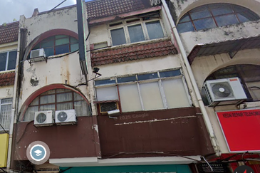 Bank Lelong Shop house: 22, Jalan SS 15/4B, 47500, Subang Jaya, Selangor