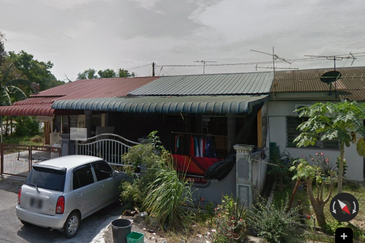 Bank Lelong Terrace House : No. 3, Lorong Cempaka 3, Taman Mutiara Cempaka, Batu Kawan, 14100, Simpang Ampat, Pulau Pinang