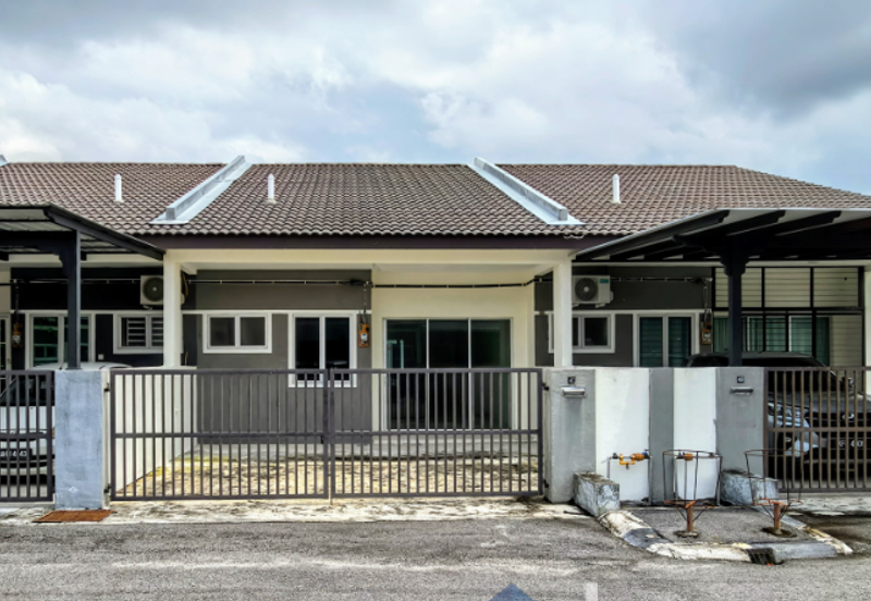 Bank Lelong Terrace House : No. 8, Lorong Lagenda 58, Bandar Lagenda Teluk Intan, 36000, Teluk Intan, Perak