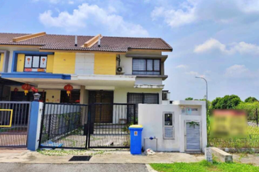 Bank Lelong Terrace Corner House : NO. 61, JALAN GALAKSI 2/12, BANDAR MAHKOTA BANTING, 42700, BANTING, Selangor