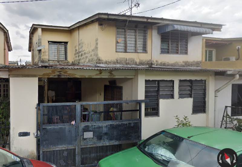 Bank Lelong Terrace House : 5, Pintasan Bahagia 5, Bayan Baru, 11900 Bayan Lepas, Pulau Pinang