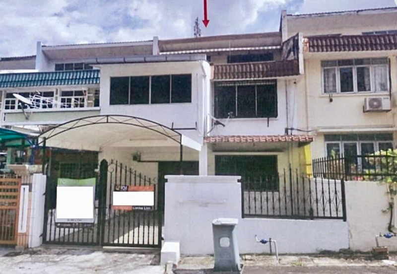 Bank Lelong Terrace House :  96, Jalan Dato Haji 1, Taman Tan Yew Lai, 58200, Kuala Lumpur
