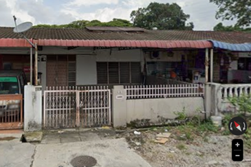 Bank Lelong Terrace House : 44, Lorong Kurau 33, Chai Leng Park, 13700 Perai, Pulau Pinang