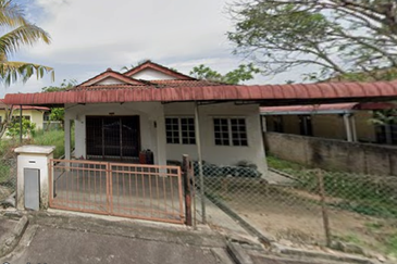Bank Lelong Bungalow House : 43, Lorong Pekatra Indah 22, Taman Pekatra Indah, 14120, Simpang Ampat, Pulau Pinang