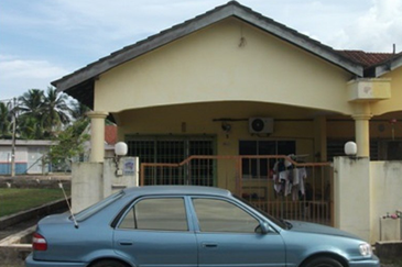 Bank Lelong Terrace House : 2, Perumahan Bukit Setongkol Maju, Lorong Bukit Setongkol Maju 43, Taman Aneka Jaya 14, 25200 Kuantan, Pahang