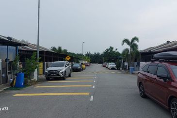 For Sale -  Single Storey Terrace House, Taman Bentara, Teluk Panglima Garang