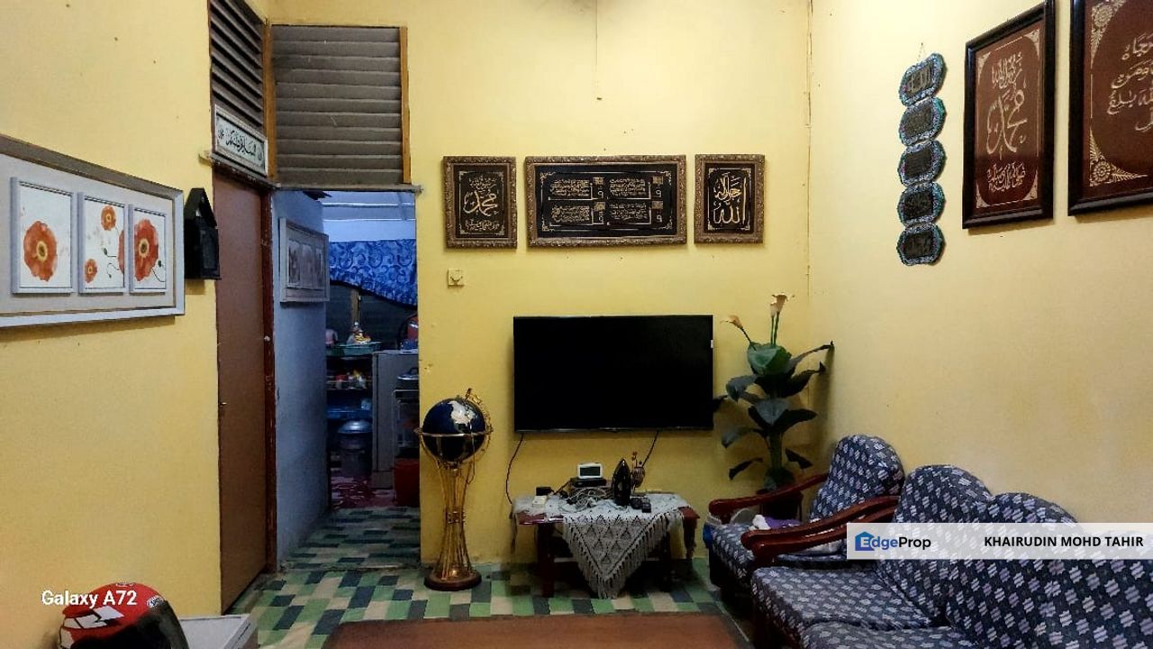 For Sale - 1 Storey Intermediate House, Taman Cempaka Sari, Klang  , Selangor, Klang