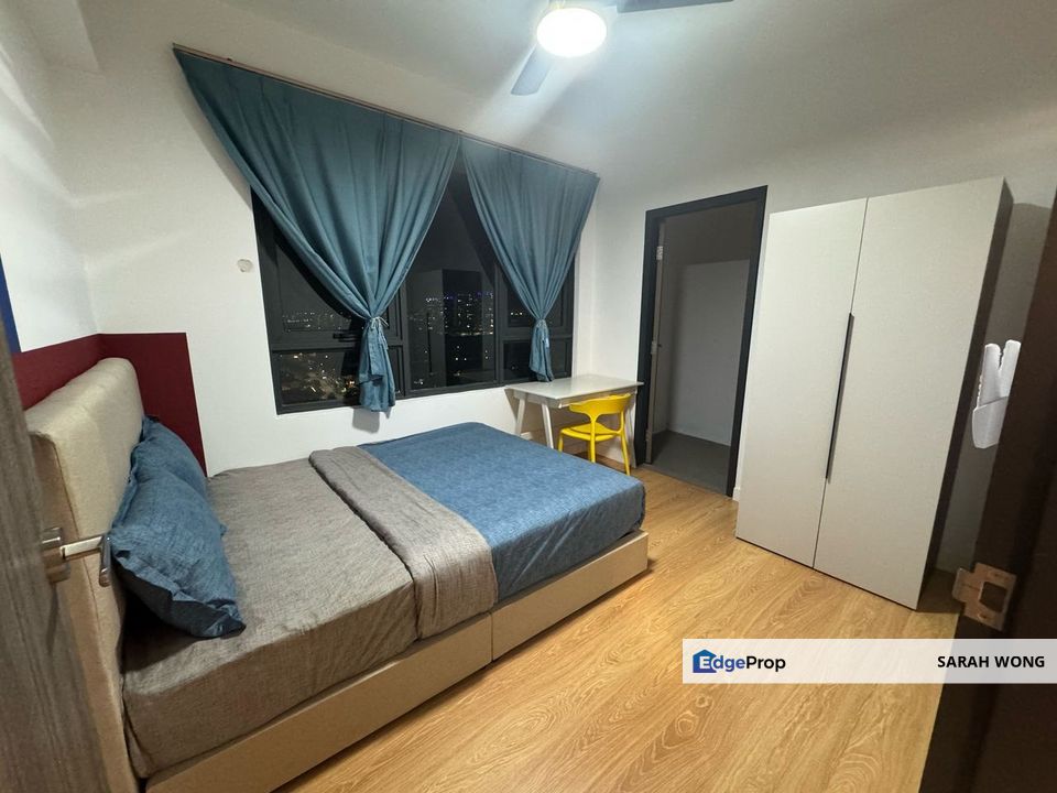 Subang Edumetro 3Bedroom with Living Hall and Balcony ( End Lot /Nice View/Good Ventilation Unit ) Fully Furnished    , Selangor, USJ