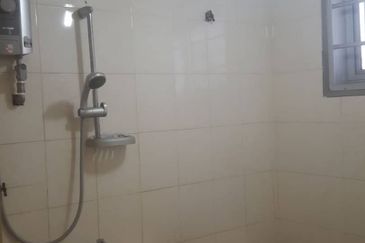 Subang Perdana Goodyear Court 8